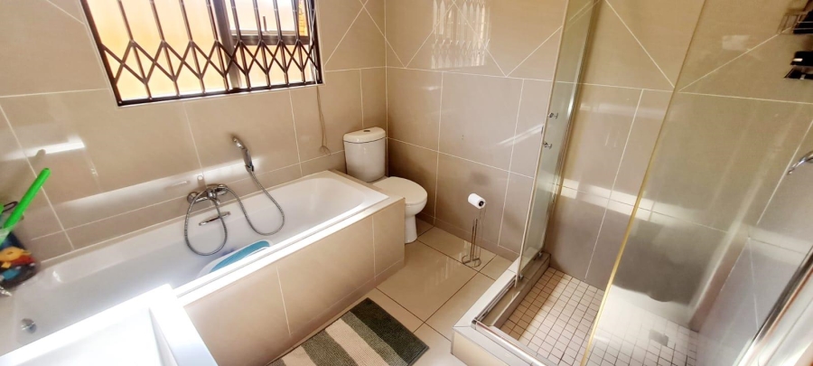 3 Bedroom Property for Sale in New Redruth Gauteng