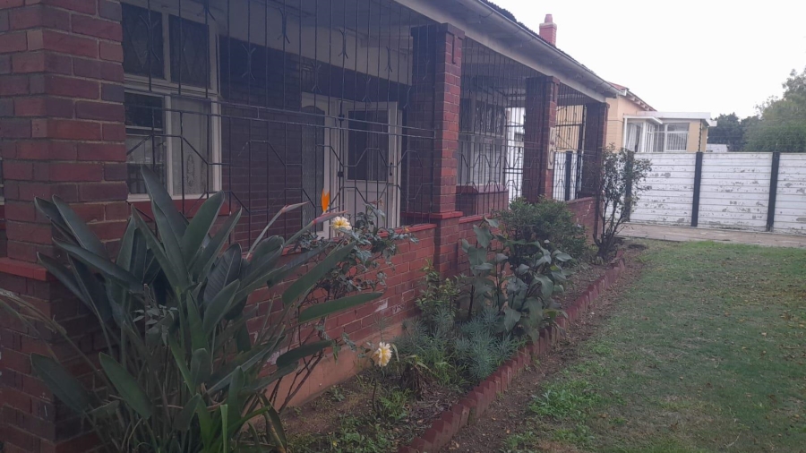 5 Bedroom Property for Sale in Townsview Gauteng