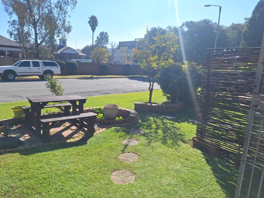 2 Bedroom Property for Sale in New Redruth Gauteng