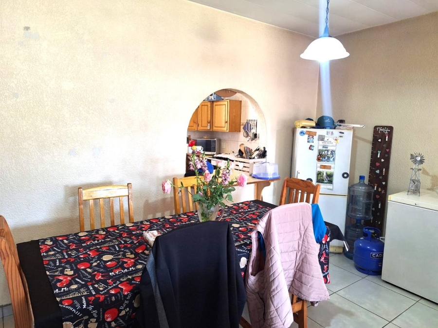 2 Bedroom Property for Sale in New Redruth Gauteng