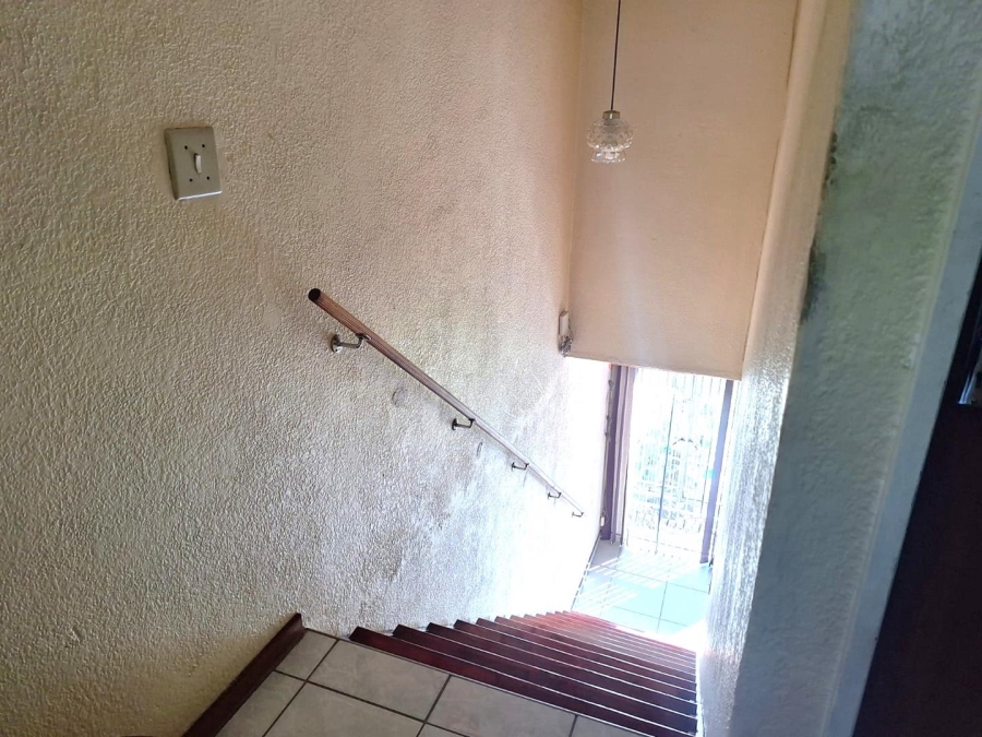 2 Bedroom Property for Sale in New Redruth Gauteng
