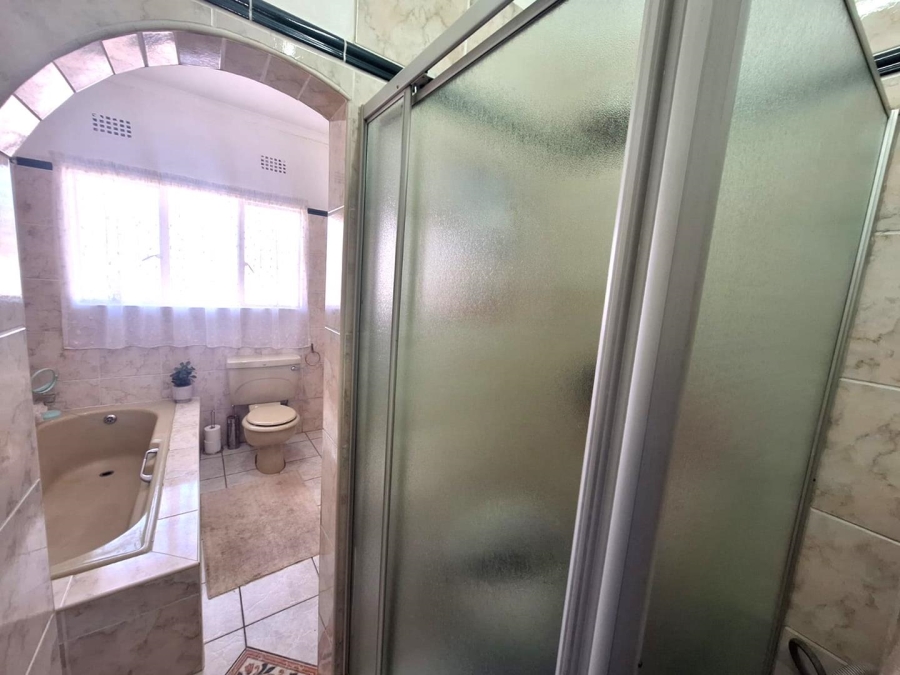 2 Bedroom Property for Sale in New Redruth Gauteng