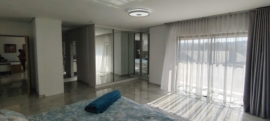 7 Bedroom Property for Sale in Glenanda Gauteng