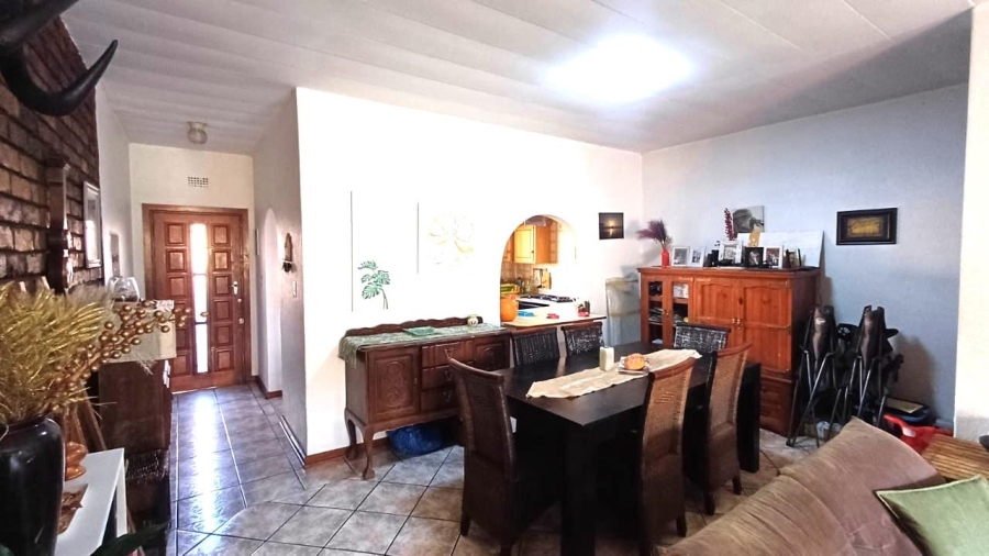 2 Bedroom Property for Sale in New Redruth Gauteng