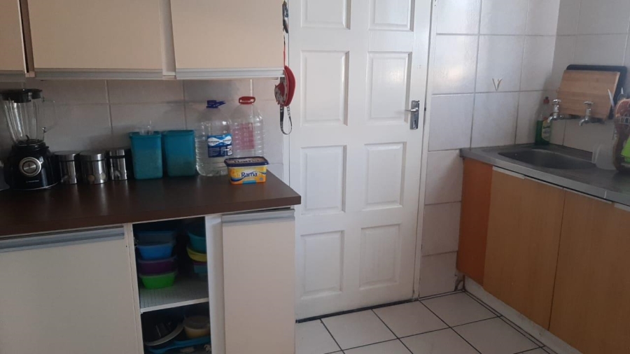 2 Bedroom Property for Sale in Townsview Gauteng