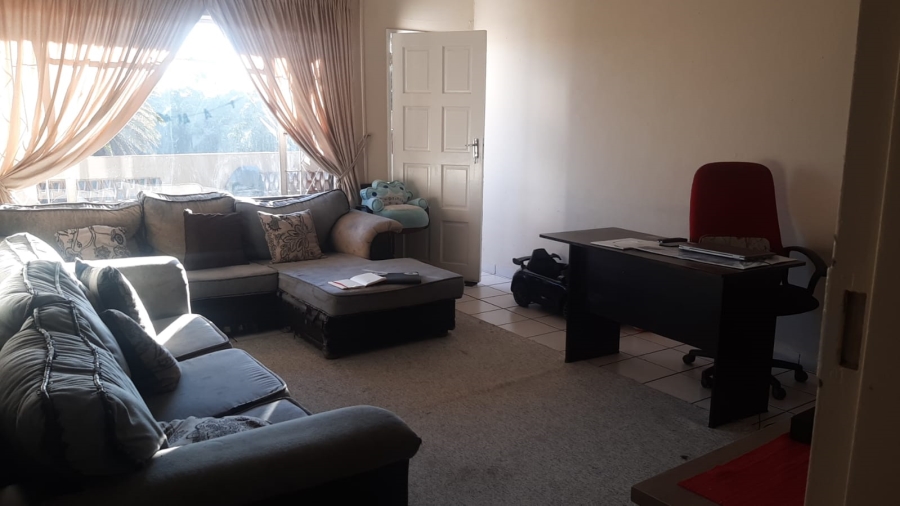 2 Bedroom Property for Sale in Townsview Gauteng