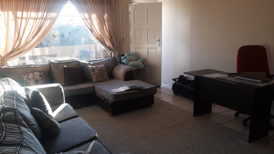 2 Bedroom Property for Sale in Townsview Gauteng