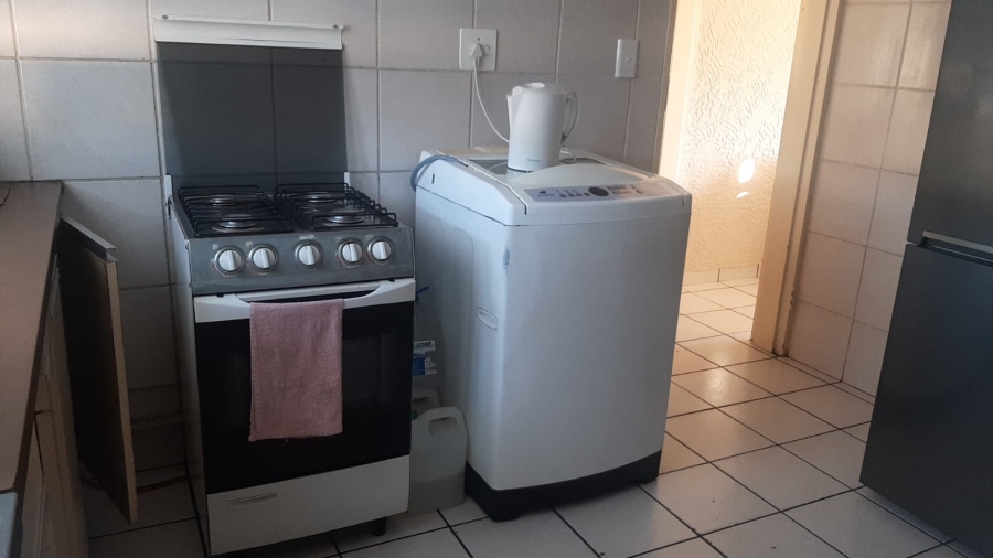 2 Bedroom Property for Sale in Townsview Gauteng