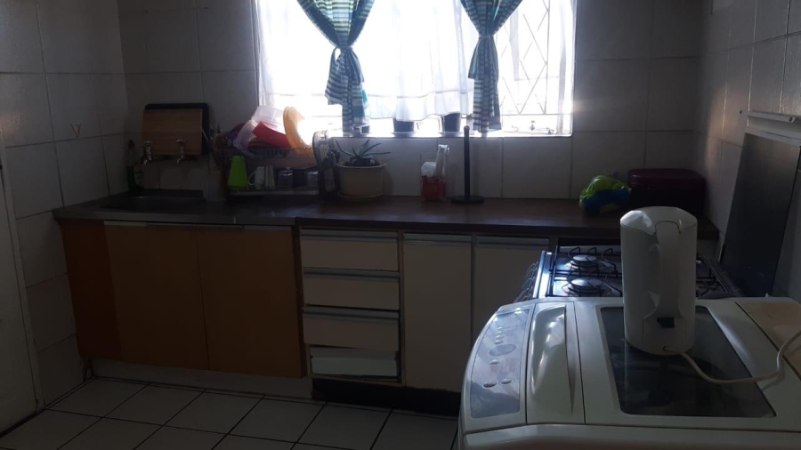 2 Bedroom Property for Sale in Townsview Gauteng