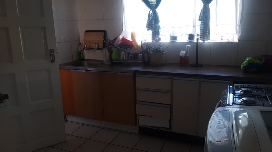 2 Bedroom Property for Sale in Townsview Gauteng