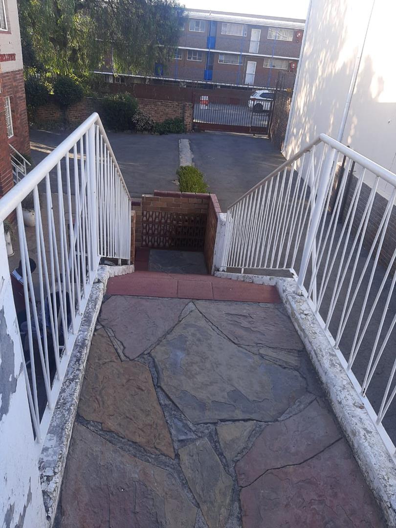 2 Bedroom Property for Sale in Townsview Gauteng