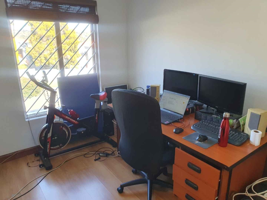 2 Bedroom Property for Sale in Bassonia Gauteng