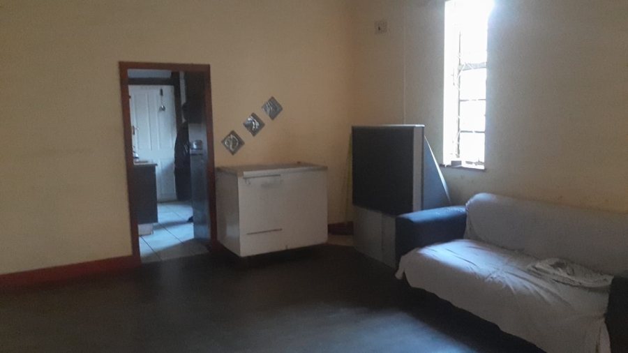 5 Bedroom Property for Sale in Glenesk Gauteng