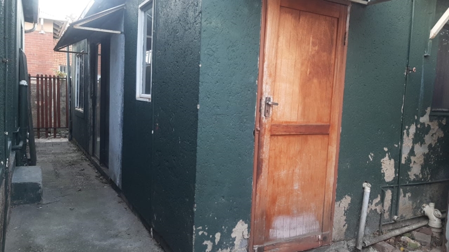 5 Bedroom Property for Sale in Glenesk Gauteng