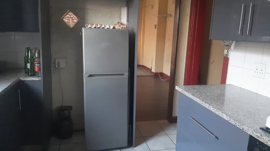 5 Bedroom Property for Sale in Glenesk Gauteng