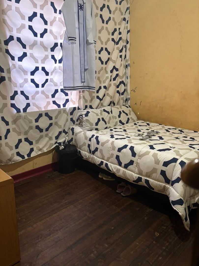 5 Bedroom Property for Sale in Glenesk Gauteng