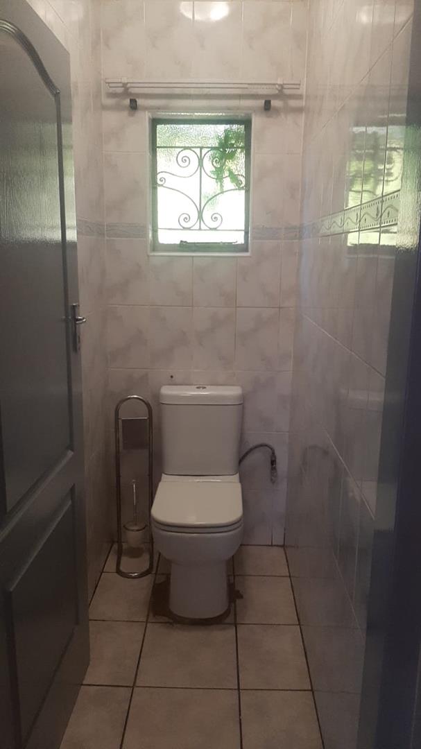 4 Bedroom Property for Sale in Linmeyer Gauteng