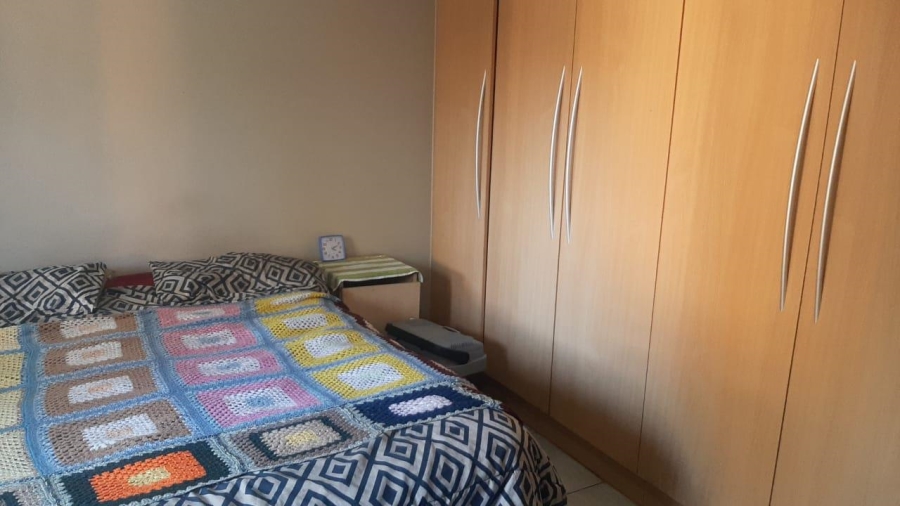 4 Bedroom Property for Sale in Linmeyer Gauteng