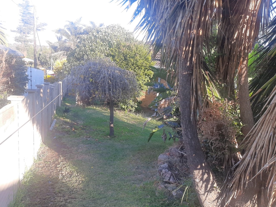 4 Bedroom Property for Sale in Linmeyer Gauteng