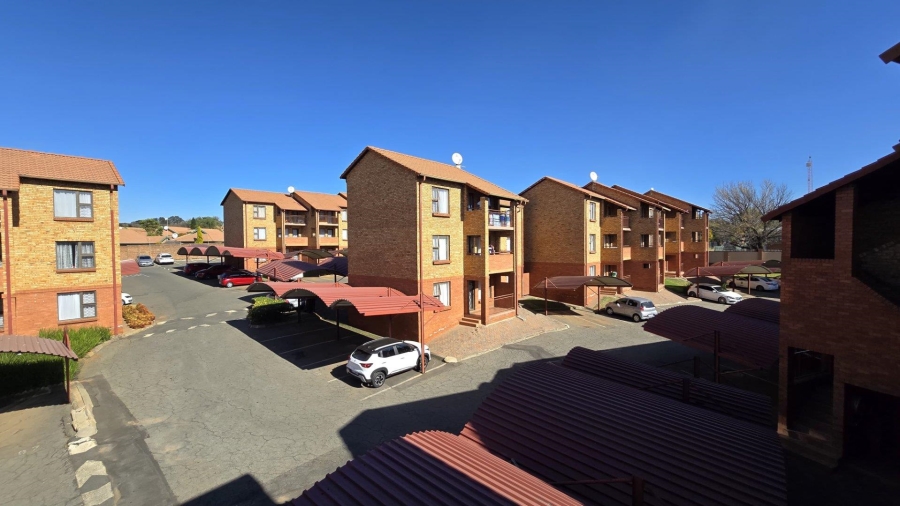 2 Bedroom Property for Sale in Castleview Gauteng