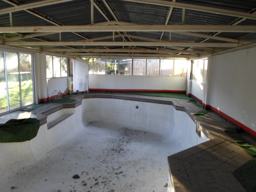 To Let 4 Bedroom Property for Rent in Mulbarton Gauteng