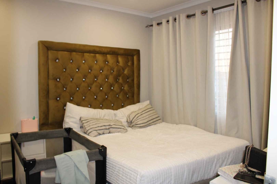 3 Bedroom Property for Sale in Albertsdal Gauteng