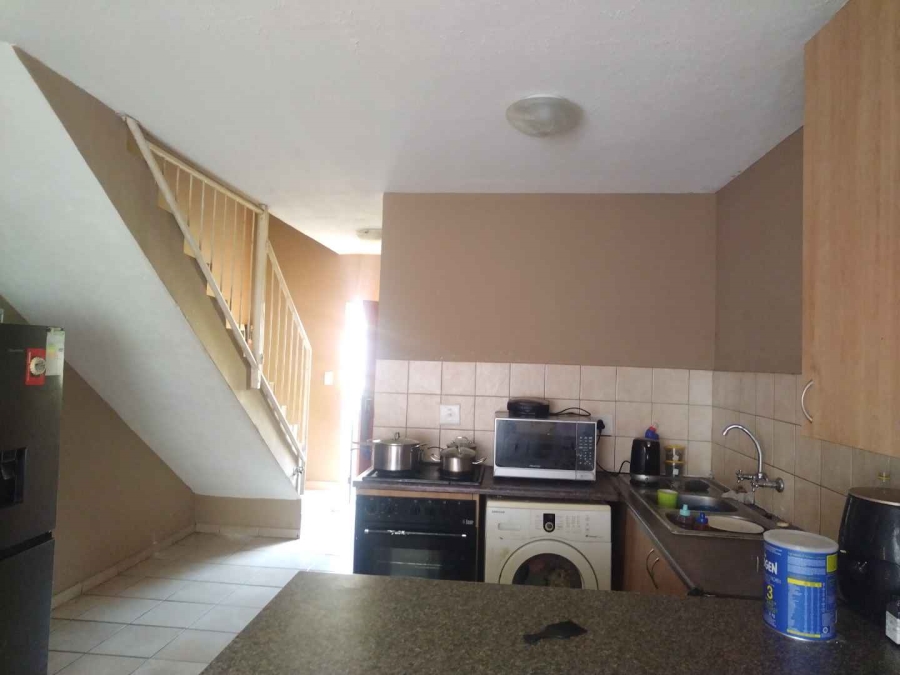 To Let 2 Bedroom Property for Rent in The Orchards Gauteng