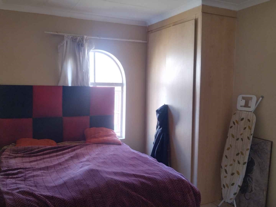 To Let 2 Bedroom Property for Rent in The Orchards Gauteng