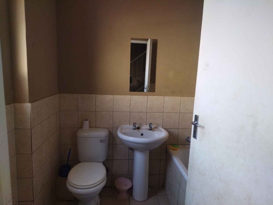 To Let 2 Bedroom Property for Rent in The Orchards Gauteng