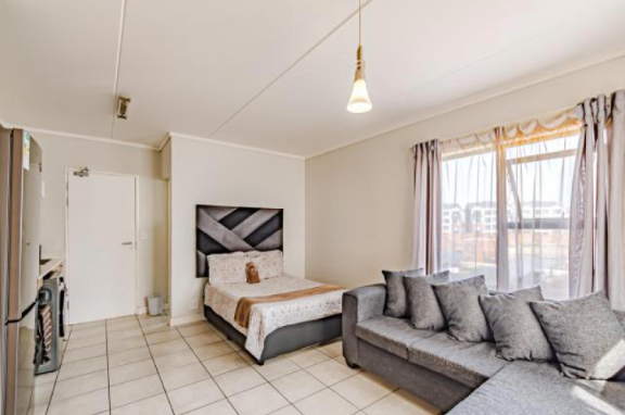 1 Bedroom Property for Sale in Zwartkoppies Gauteng