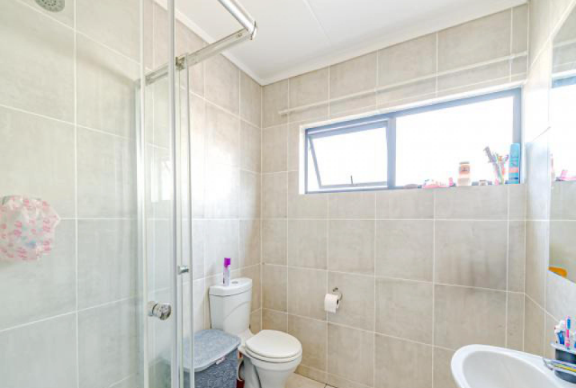 1 Bedroom Property for Sale in Zwartkoppies Gauteng