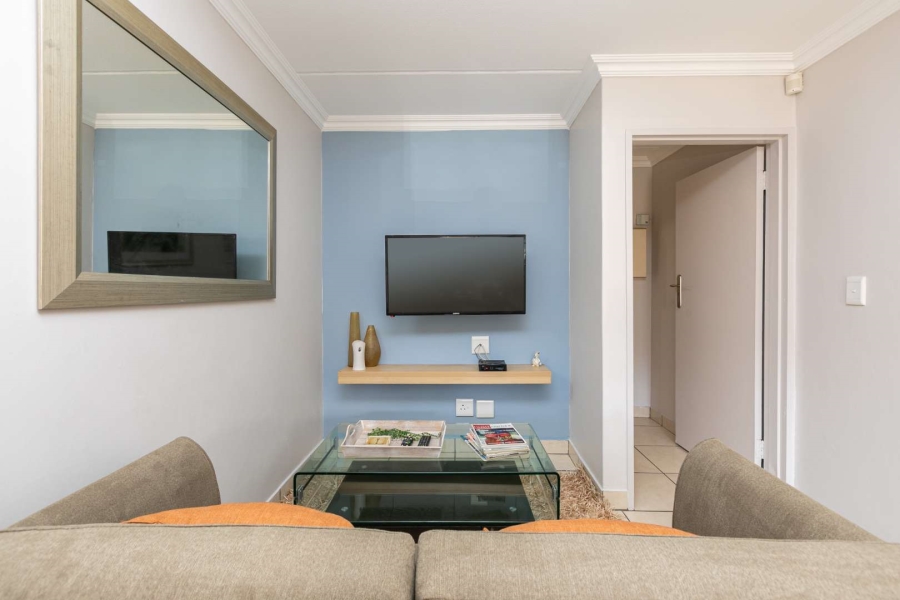 To Let 1 Bedroom Property for Rent in Sandown Gauteng