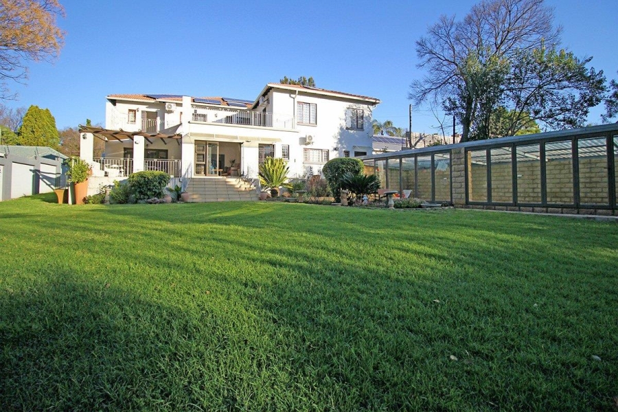 7 Bedroom Property for Sale in Glenhazel Gauteng