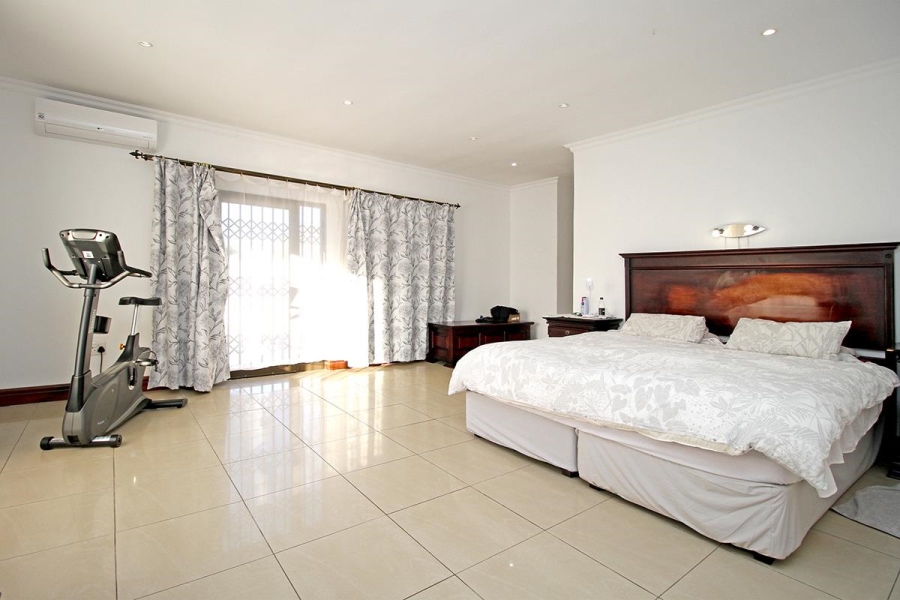 7 Bedroom Property for Sale in Glenhazel Gauteng