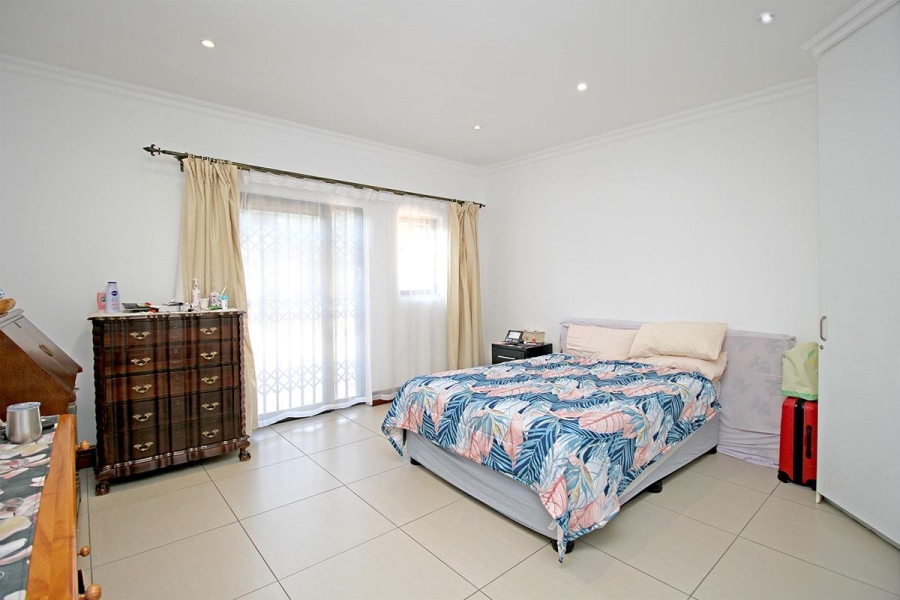 7 Bedroom Property for Sale in Glenhazel Gauteng
