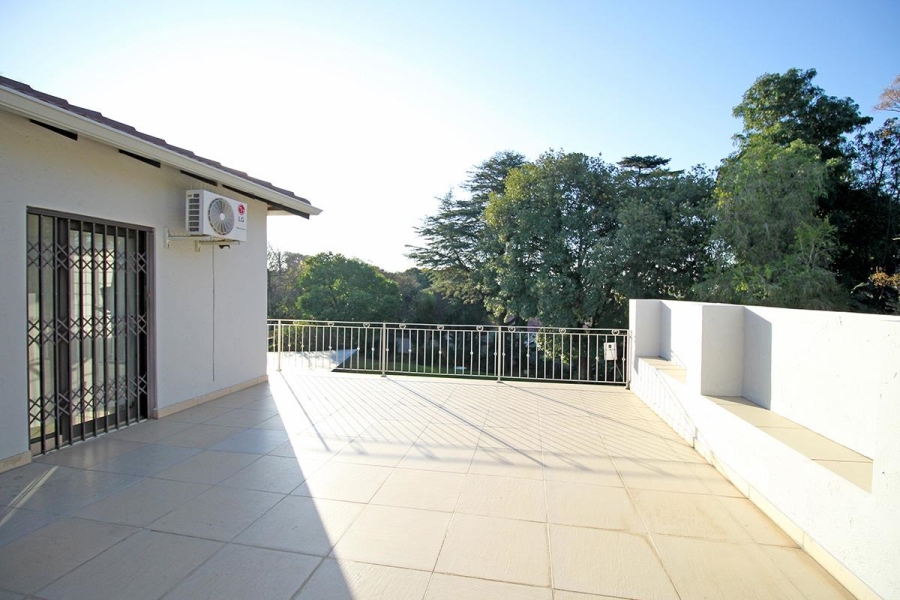7 Bedroom Property for Sale in Glenhazel Gauteng