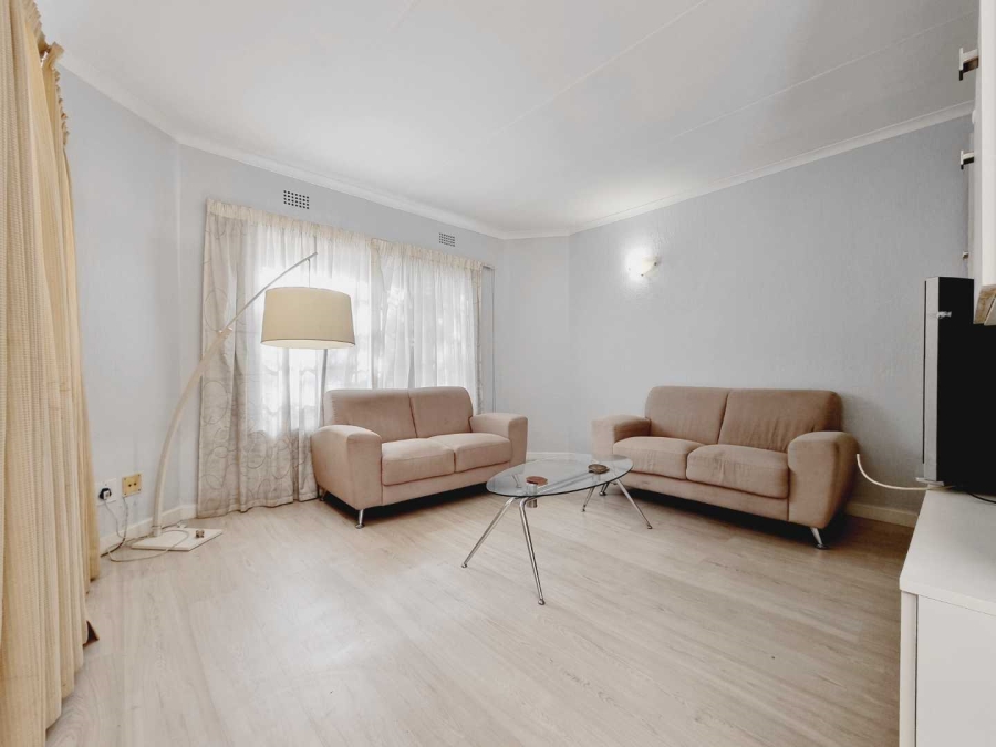 To Let 1 Bedroom Property for Rent in Sandown Gauteng
