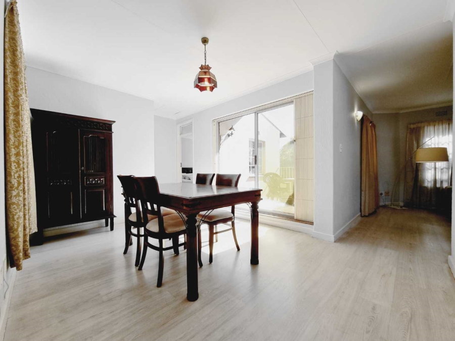 To Let 1 Bedroom Property for Rent in Sandown Gauteng
