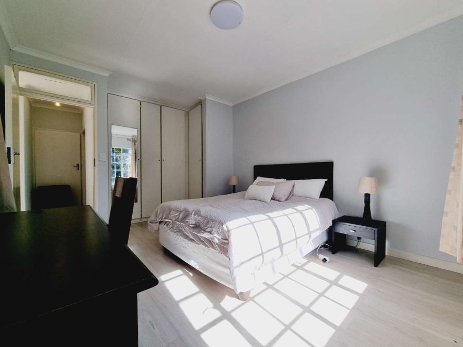 To Let 1 Bedroom Property for Rent in Sandown Gauteng