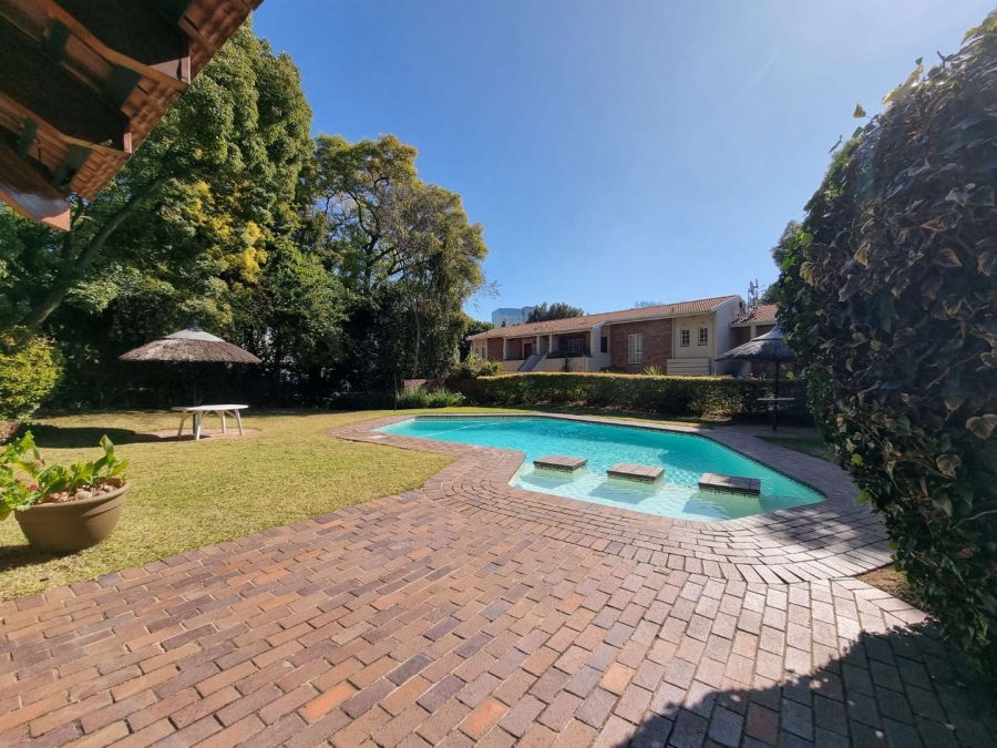 To Let 1 Bedroom Property for Rent in Sandown Gauteng