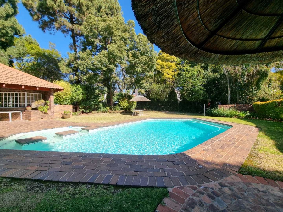 To Let 1 Bedroom Property for Rent in Sandown Gauteng