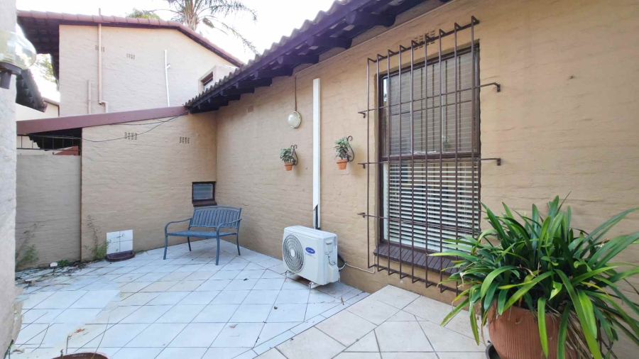 2 Bedroom Property for Sale in Sandown Gauteng