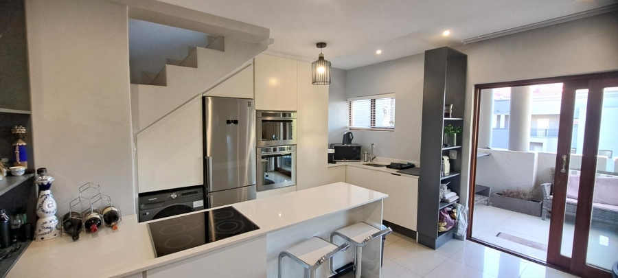 To Let 1 Bedroom Property for Rent in Strathavon Gauteng
