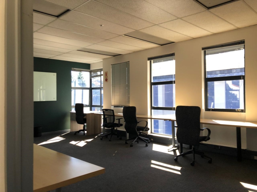 To Let commercial Property for Rent in Hyde Park Gauteng