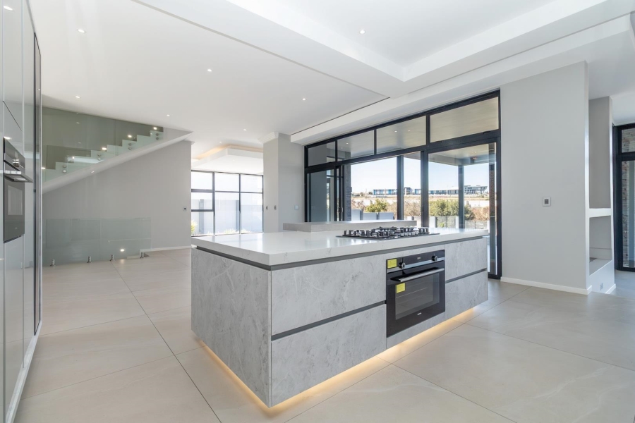 To Let 6 Bedroom Property for Rent in Waterfall Country Estate Gauteng