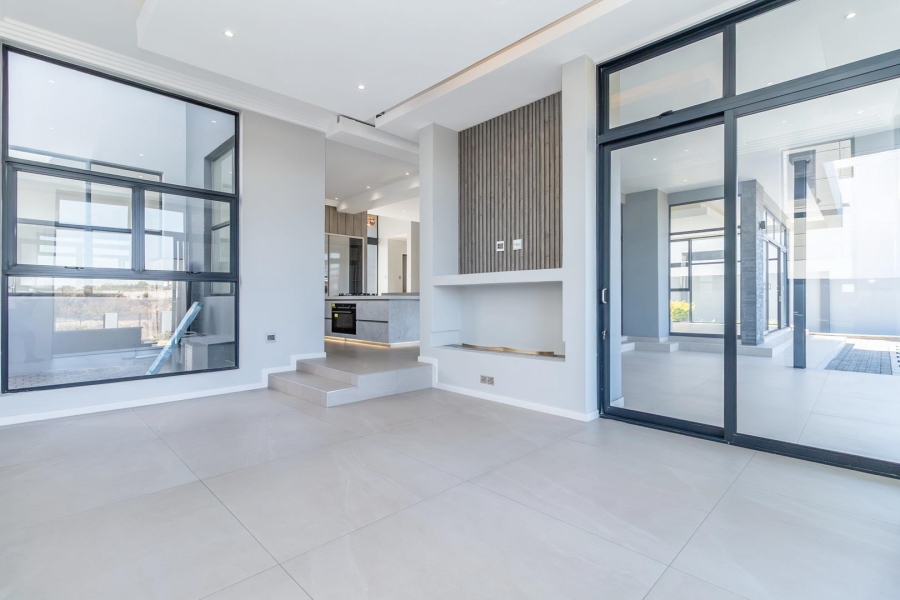 To Let 6 Bedroom Property for Rent in Waterfall Country Estate Gauteng