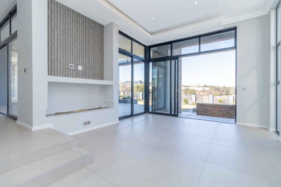 To Let 6 Bedroom Property for Rent in Waterfall Country Estate Gauteng