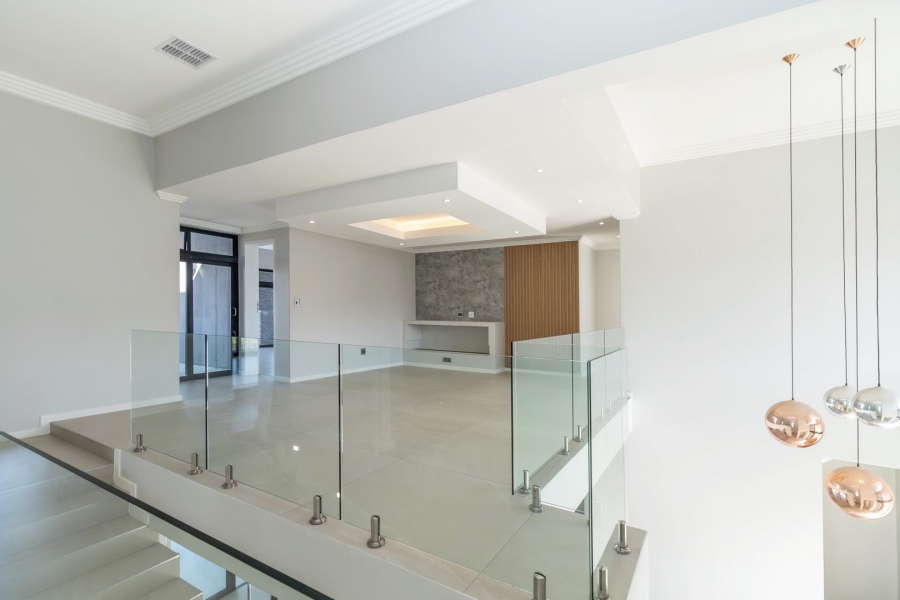 To Let 6 Bedroom Property for Rent in Waterfall Country Estate Gauteng