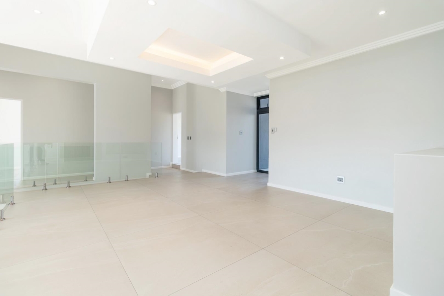 To Let 6 Bedroom Property for Rent in Waterfall Country Estate Gauteng