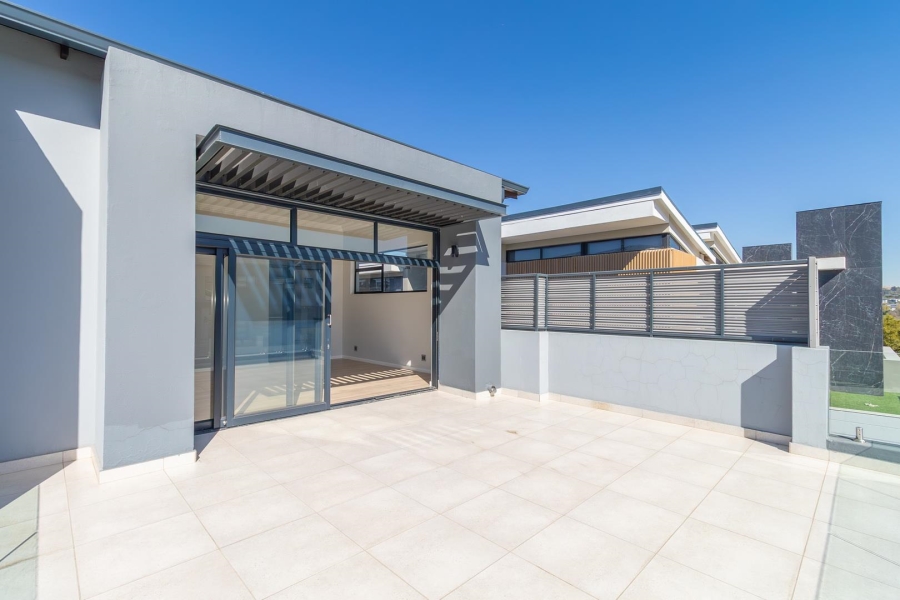 To Let 6 Bedroom Property for Rent in Waterfall Country Estate Gauteng